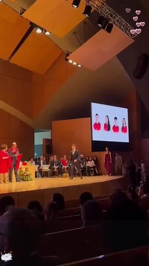 Graduation Runway Walk Highlights: Fashion from Students