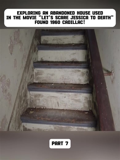 Exploring an Abandoned Mansion: A Thrilling Adventure