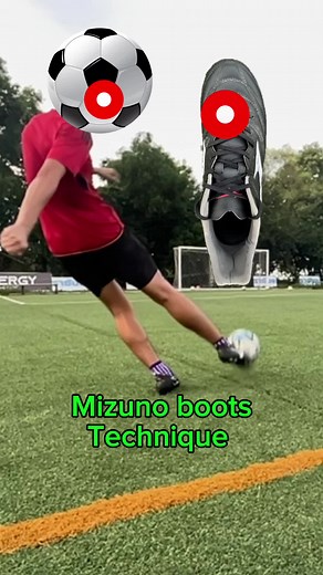 Master the Perfect Foot Contact for the Knuckleball Shot with Mizuno Boots