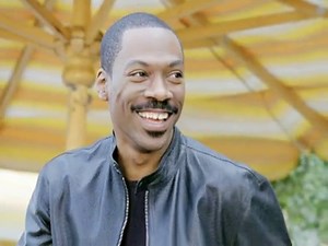 Eddie Murphy Death News Is A HOAX! - Hollywood News