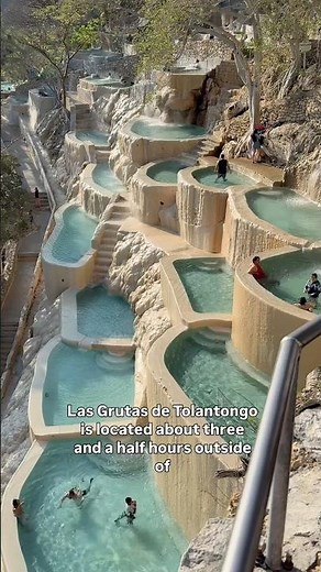 Heaven really exists… it’s called Grutas Tolantongo 🇲🇽✨