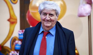 Merry Christmas Mr Lawrence scene with Tom Conti and David Bowie