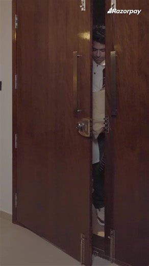 No more screenshots or spreadsheets. Track payments easily with Razorpay Payment Gateway. | Razorpay