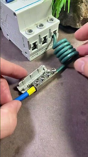 Copper and aluminum wire docking method..