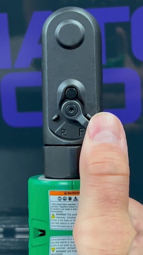 The lower forward/reverse toggle on our new sealed head ratchets are a complete game-changer! Don’t worry about backing yourself into a jam!!! 1/4”: MCL1614SRB 3/8”: MCL1638SR #matco #matcotools #cordlesstools #tools #automotive #carrepair | Matco Tools