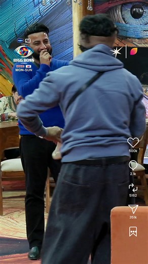 474K views · 7.7K reactions | Maa se behtar duniya mein koi roast nahi kar sakta!  Dekhiye #BiggBoss19, Mon-Sun raat 9 baje JioHotstar aur 10:30 baje #Colors par. {BB, Bigg Boss, BB19, Bigg Boss 19} Gaurav Khanna Tanya Mittal Ashnoor Kaur #KunickaaSadanand #PranitMore Farhana Bhat Amaal Mallik shehbazbadesha Malti Chahar | COLORS TV | Facebook