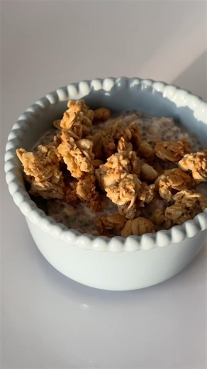 Overnight Oats with Granola! #recipes