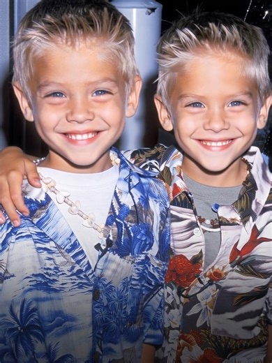 28K views · 101 reactions | “Unrecognizable!”❤️Once adored as kids, these twins have significantly transformed from their angelic TV roles to their current lives. After taking a break from the spotlight, they’ve made notable comebacks. ️Curious about how they look now? Scroll down to the top comment to see their latest photos and find out what they’re up to! ⬇️⬇️⬇️ | Beauty of the World | Facebook
