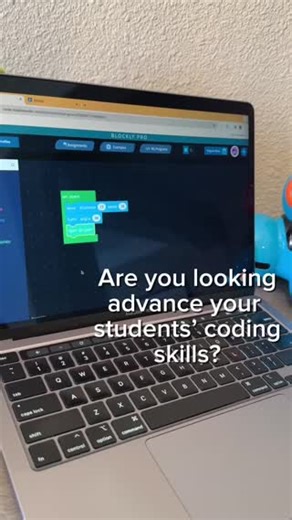 Did you know we have Java Script coding inside our paid tiers of Make Wonder? 💻Level up your students’ coding skills with our guided challenges with more advanced coding. ✨Inside Make Wonder, the possibilities are endless with the ways students can explore STEM & Engineering. With Make Wonder, teachers can easily create a coding curriculum from pre-built lessons and activities where students embark on coding adventures with Dash the robot in a virtual or real-world setting. 🌟Explore the differ