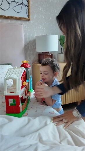Big imaginations and endless fun on the Little People Farm ❤️ | Fisher-Price