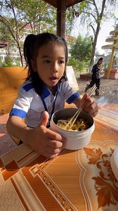 រាល់ថ្ងៃ ទោះមិនមានអ្វីច្រើនដូចគេ តែalhamdulilah មានកូនៗល្អៗ ស្តាប់បង្គាប់ ផ្លូវចិត្តរឹងមាំ មានរឺស្គឺចិញ្ចឹមកូន alhamdulilah ហើយ 🤲🏻🥰🕋 | Nurt Tey Oun