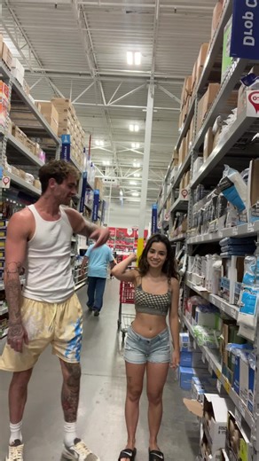 @Anna 🤪 #fakebody #couplegoals | couple