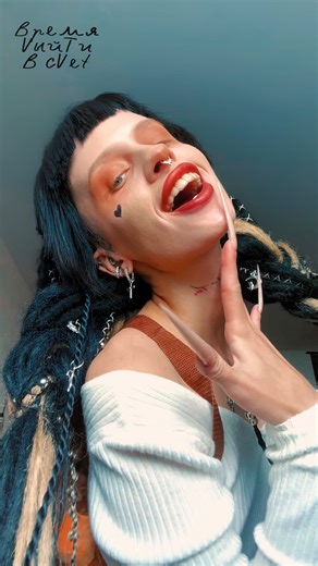 V_alien_tinA🌒 on Instagram: "🔕 #reels#girl#dance#dancing#model#saratov#blogger#wow#hot#hips#haircut#confidence#power#alien#nice#autumn#cold#relax#baby#body#sport#figure#beauty#kiss#princess#happy"