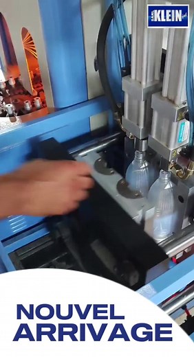 Nouvel arrivage les souffleuses PET 📣 كلاين فاب لاستيراد و تصنيع الماكينات الصناعية تقدم لكم : الة نفخ قارورات البلاستيك PET مودال 2024 _ خدمة ما بعد البيع _ ضمان لمدة سنة _ توفير قطع الغيار SARL KLEIN FAB importation et fabrication des équipements industriels vous proposer _ SOUFFLEUSE PET DEUX EMPREINTES _ Garantie une année _ Pièces de rechange disponible لمزيد من المعلومات يمكنكم الاتصال على الارقام التالية: Plus d'informations N'hésitez pas de nous contacter sur : 213 5 60 62 27 32 213 5 6