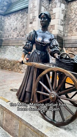 Molly Malone Statue Damaged Again Less than two weeks after being beautifully refurbished and going viral around the world, Dublin’s beloved Molly Malone statue has been damaged again. Dublin City Council had just paid for her restoration to bring her back to her former glory, and now this has happened. The damage is caused by people touching the statues chest. What do you think the city should do next? #MollyMalone #Dublin #DublinCity | Alternative Dublin City