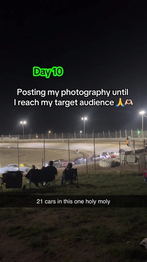 Capturing Race Weekend Excitement in Dirt Track Photography