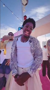 Justin Bieber - Baby colab with Kevin Hart 🔥 #justinbieber #baby #colab #trending #musicvideo