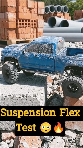 RC Chevrolet Silverado Extreme Construction Crawl 🔥 | Suspension Flex Test