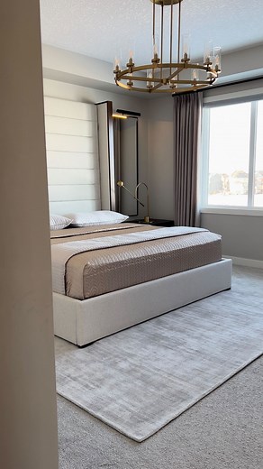 ⬇️ Here are the requested details on this curation 💕 Bed: Color - off white King Size - (high) I chose a box spring/mattress with a max combination height of 22 inches This is bc for this look, the visual ratio of bed and nightstand looks better with both being low profile. The total height of mattress/box spring while on rails is 25 inches. Any night stand should look good with this bed though 😊 Night stands: These are from RH - BEZIER CLOSED NIGHTSTAND in brown oak burnished brass Size - 22i
