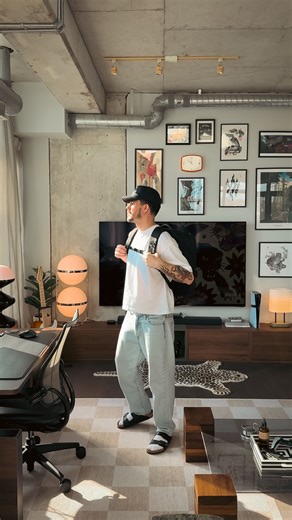 Colin Smith | [Ad] No problem bringing the essentials with me when I leave the house thanks to the Kaslo Travel backpack from @herschelsupply | Instagram