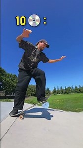 Combien de CD il faut pour remplacer des roues de skate ? 🛹💿🤔😅 Tu pense qu'il en faut cb ?! 😅