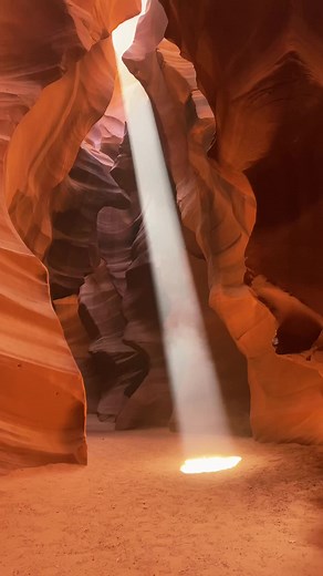 Explore Upper Antelope Canyon: Nature's Stunning Creations