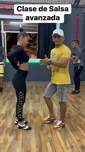 442K views · 7K reactions | Combo de Salsa avanzado en Cali  #salsacaleña #salsadancing #tutorial #salsacolombia #salsa #clase #baile | Salsa Colombia | Facebook