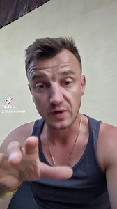 1.6M views · 27K reactions | W okresie od 5 kwietnia do 30 czerwca Ukraincy wwieźli do siebie 240 tysięcy samochodów  Ps. W nagraniu powiedziałem, że my będziemy płacić cło przy imporcie z zachodu, chodziło mi o akcyzę. Wynosi 3,1 % dla samochodów do pojemności do 2.0 oraz 18,6 % powyżej 2.0. | Ryszard Wilk | Facebook