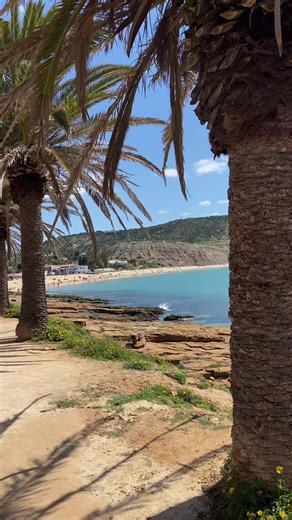 Villa in Luz, Lagos € 2.250.000 This is where you belong. Algarve luxury living. Designed for you. This could be yours. Exceptional 4 bed Villa with private pool and sea views on Funchal Ridge, Lagos € 2.250.000 Praia da luz (Lagos) | EAV-4098