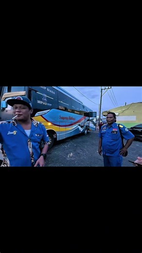 Sugeng Rahayu W 7507 UP Dibawa 2 Driver Sekaligus, Skill-nya Gak Masuk Akal! 🫣 #sugengrahayu