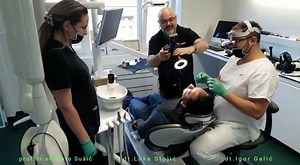 Digital implant protocols, Live guided surgery, Immediate digital tooth replacement and so much more💚 Stay tuned and Save the date 24.-25.4. See you there💙 | Straumann