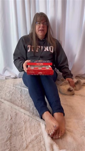 Bunsen, Beaker, Bernoulli & Brix on Instagram: "It’s December 23 of Advent Adventures🎄where we mark the days towards Christmas with joy! What will Brix think of his toy and treat today? 🪀🍬"