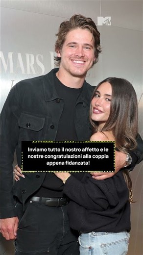 Madison Beer e Justin Herbert hanno annunciato il loro fidanzamento! ❤️💍 | MTV Celeb