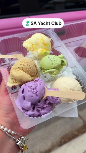 SA Yacht Club might be one of the most underrated food spots in San Antonio right now 👀 📍 SA Yacht Club 310 W Grayson St, San Antonio, TX You can hit multiple spots in ONE visit: 🍜 Katii Thai Food – bold, fresh Thai food 🍌 Bodega Moto – viral banana bread you can peel 🍦 Dorp Creamery – unique ice cream flavors @Moike from Dorp Flavors we tried at Dorp: • Mango sticky rice • Green Thai Tea Oreo • Ube • Lychee Strawberry • Vietnamese coffee 🔥 Pro tip: Get the ice cream flight and dip each fl
