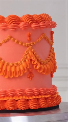 🍰 One Cake per Color Line — ALL Made with ENCO Food Coloring Gels! 🌈✨ From fiery oranges to deep blacks, we brought our entire color range to life — one cake at a time. 🎂💛💜❤️💙🧡🤎🖤 💥 Orange, Yellow, Purple, Blue, Red, Brown, and Black — each one made with every shade in that color family. Watch the magic of color in action and get inspired to mix, match, and decorate without limits! 🛒 Shop our Food Coloring Gels on Amazon! #ENCOFoods #encocolors #foodcoloringgels #coloresencomx #gelcolo