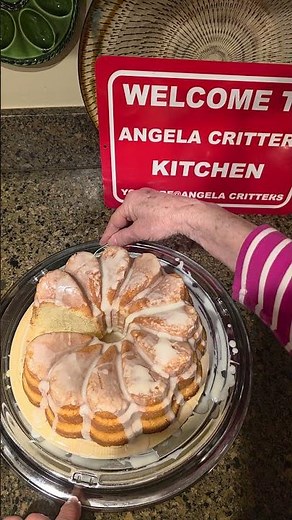 Sour Cream Lemon Pound Cake is easy peasy #short