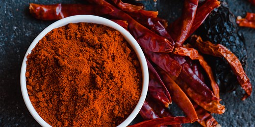 Cayenne Pepper vs. Chili Powder: What's the Difference?