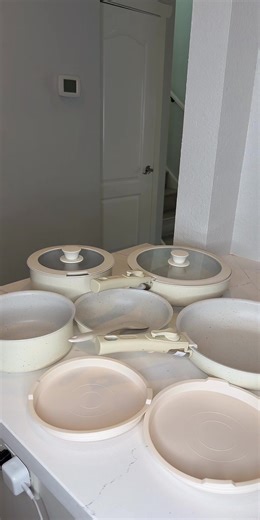 12-Piece Nonstick Pots and Pans Set with Removable Handles