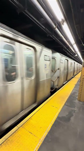 R143 (L) Leaves 6 avenue #nyc #train #nycta #metro