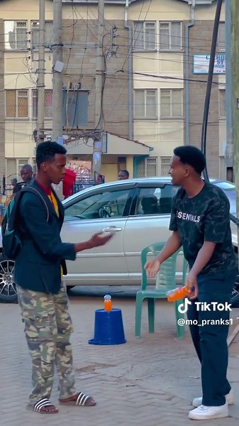 Mo pranks funny public prank #viral #fyp