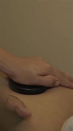 Our Hot Stone Massage uses smooth, heated stones to help melt away deep muscle tension—especially in areas where stress tends to settle: the shoulders, back, and neck.⁣ ⁣ The warmth allows your body to relax more deeply, making every stroke more effective without needing excess pressure.⁣ ⁣ It is for anyone feeling physically drained, recovering from tension, or just in need of something more than a typical massage. ⁣ You’ll walk out feeling lighter, warmer, and more grounded than when you came 