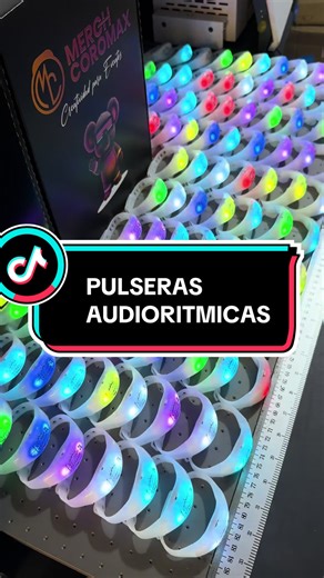 Poniendo a prueba las pulseras LED audioritmicas para los XV de Ariana, ella y sus 250 invitados quedarán felices con esta tendencia #tiktokviral #cotillonpersonalizado #fiestaparty #quinceañera #vestidodequinceañera