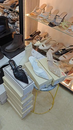 New Collection 😍 FENDI chaussures | FENDI chaussures