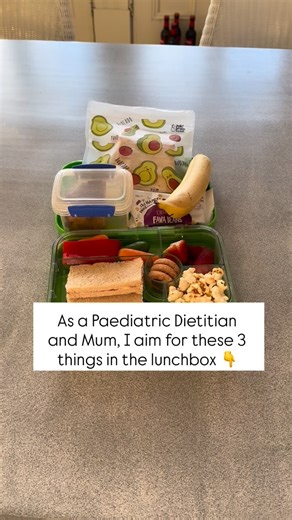 After 24 years as a Paediatric Dietitian (and 10 years packing lunchboxes as a mum!), here are my top three lunchbox must-haves (well as much as your child will allow! 😂😂 I like to keep it real at all times! ). 1️⃣ Wholegrains Wholegrain or wholemeal bread is ideal, but if your child’s still in the white-bread stage — add popcorn (kids over 4)! It’s a fun, child-friendly whole grain that boosts fibre and keeps them fuller for longer. 2️⃣ Some form of Protein (ideally not dairy) Protein keeps k
