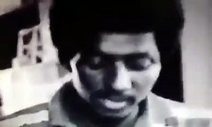 14K views · 301 reactions | Notre coup de ❤: Découvrez cette chanson, c'est un artiste comorien des années 80 : Dali Saïd Salim originaire d'Iconi et Moroni qui interprète une chanson de Tiyari Elhayat, orchestre de Ntsoralé ya Dimani. | Comoresinfos | Facebook