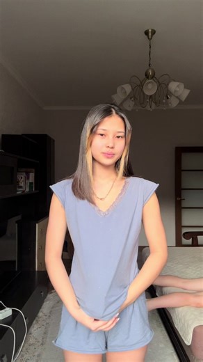 aiiishkaaai (@aiiishkaaai)’s videos with Surface By Aero Chord - Dubstep Boy