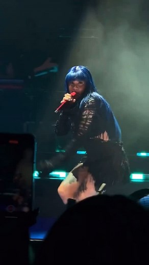 KEHLANI CHOREO on Instagram: "Kehlani dancing to “tears” on the crash world tour in Yokohama, Japan🥢 🎥 - dmskiichi_kiri via x | #kehlani #crashtour #tears #live"