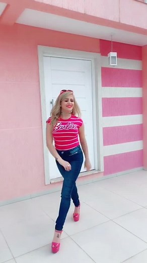 Bruna Barbie's Life in the Dreamhouse Adventure