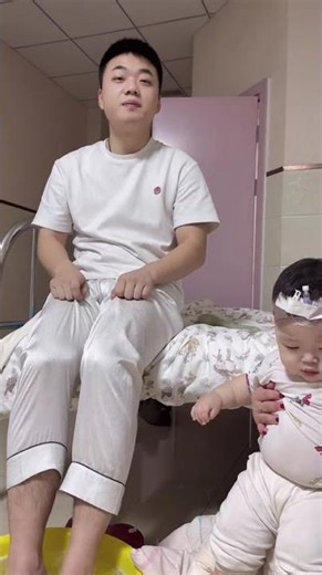 Family Foot Spa Fun: Dad's Inspiring Idea for a Group Relaxation