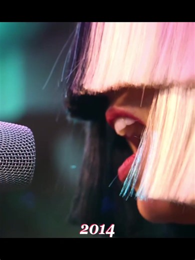 Chandelier - Sia #Sia #Chandelier #music #pop #fyp | chandelier sia